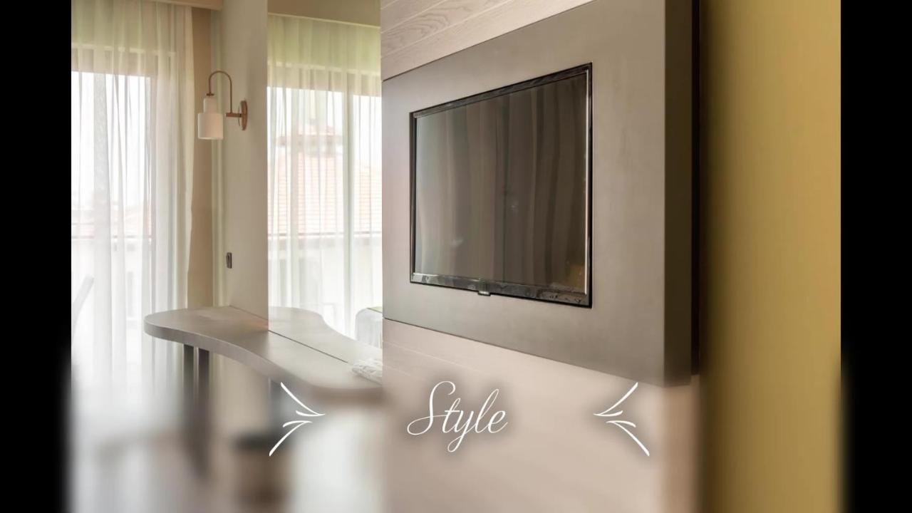 Hotel Square (adults Only) 4*