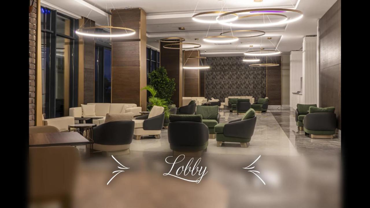 Hotel Square (adults Only) Side